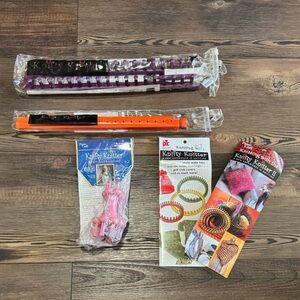Knifty Knitter Looms and Books